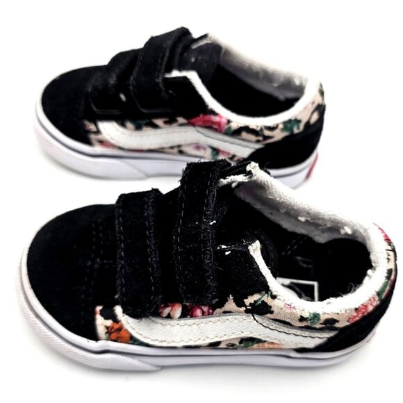 Vans Old Skool V Size 5.5 Toddler Unisex Black White Shoes Slip On No Laces - Picture 4 of 6